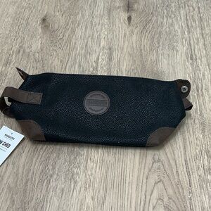 Manscaped Dual-Tone Toiletry Bag